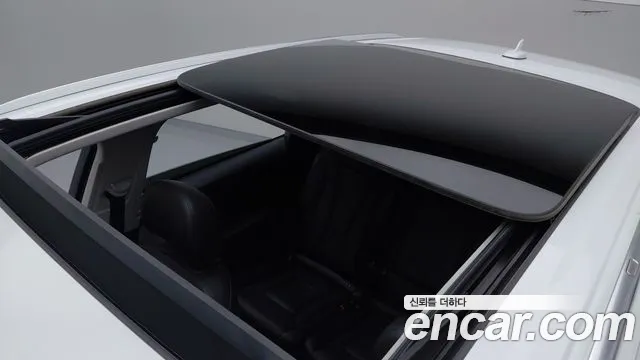 Audi Q7 2019 thumb 10