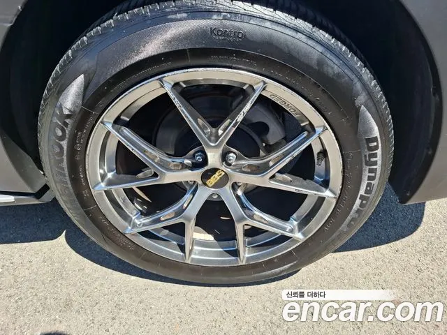 Hyundai Santafe 2017 thumb 4