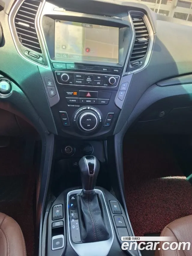 Hyundai Santafe 2017 thumb 2