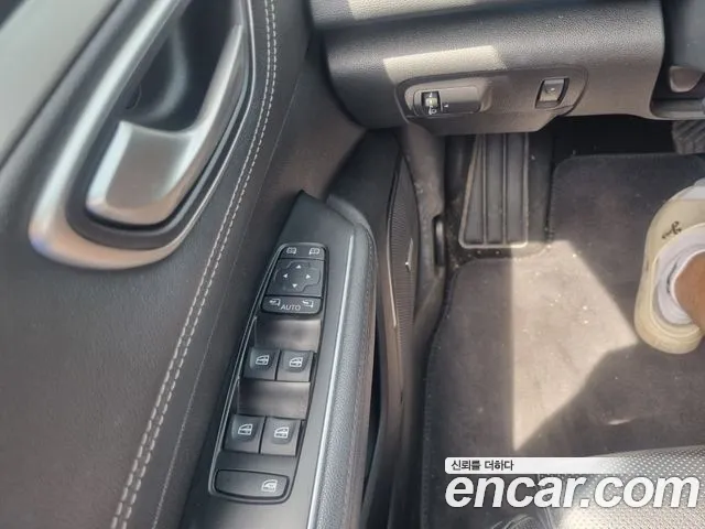 Renault SM6 2021 thumb 5