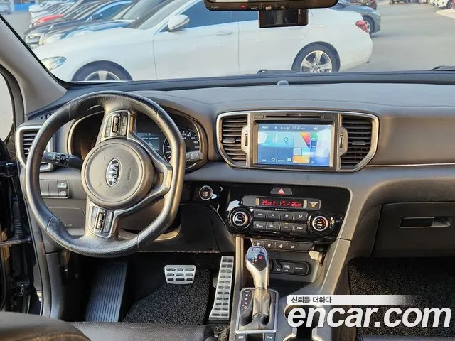 Kia Sportage 2015 thumb 8