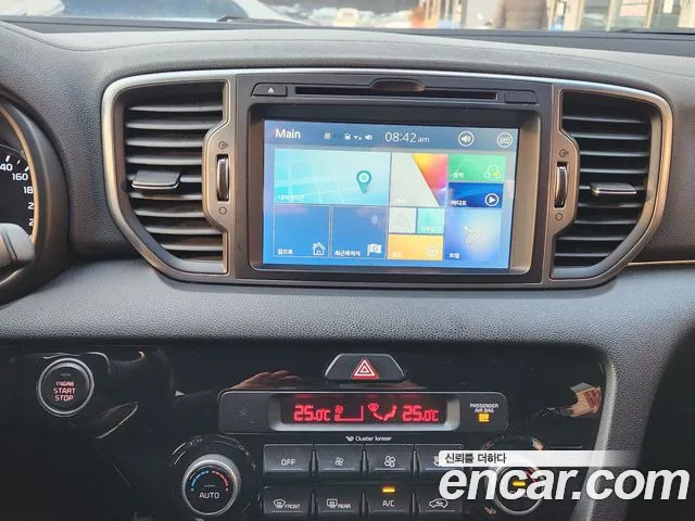 Kia Sportage 2015 thumb 6