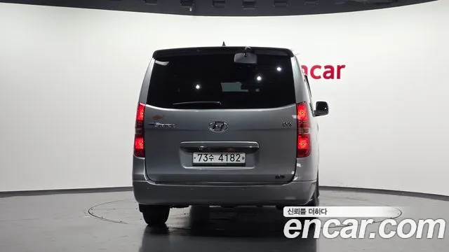 Hyundai Staria 2013 thumb 9