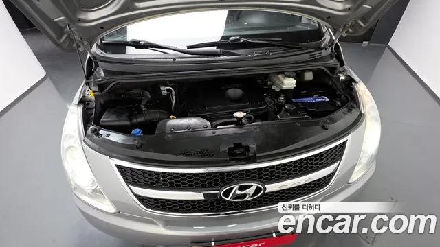 Hyundai Staria 2013 thumb 5
