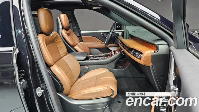 Lincoln Aviator 2023 thumb 11