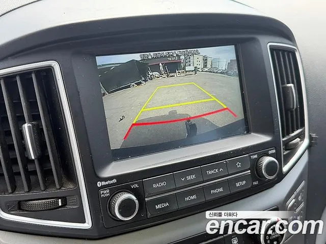 Hyundai Staria 2020 thumb 12