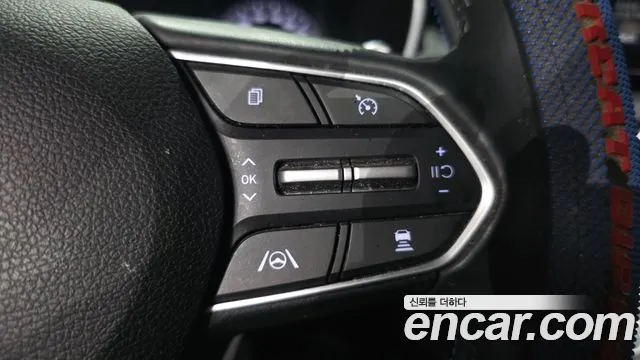 Hyundai Santa Fe 2020 thumb 2