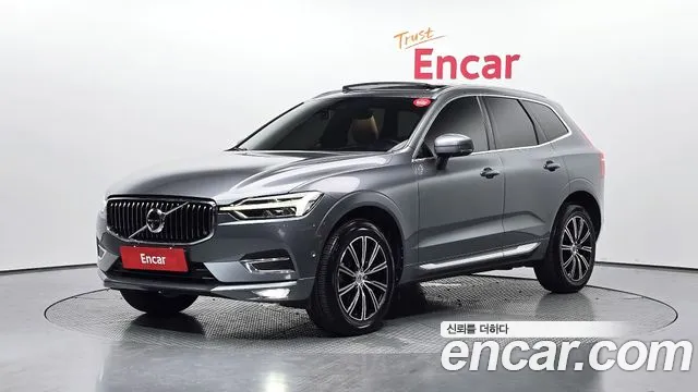 Volvo XC60 2018 thumb 3