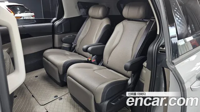 Kia Carnival 2025 thumb 12