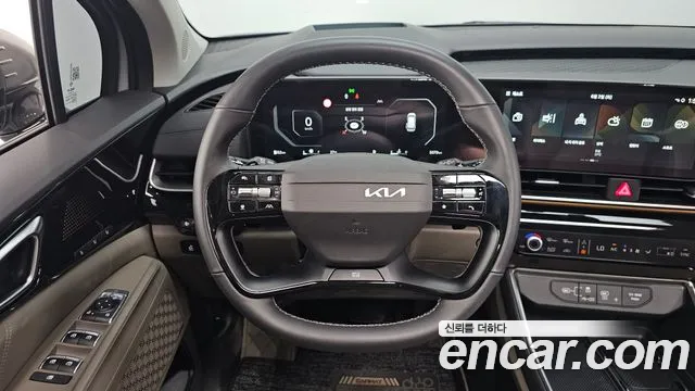 Kia Carnival 2025 thumb 2