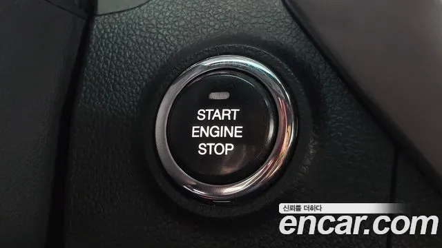 KGM Tivoli 2015 thumb 9