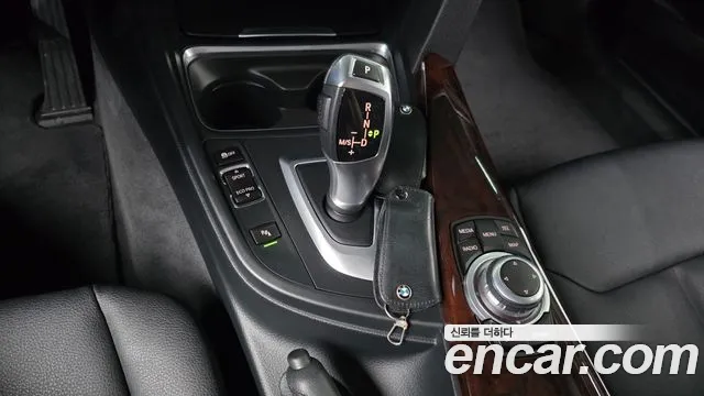 BMW 3 серии Gran Turismo 2013 thumb 3