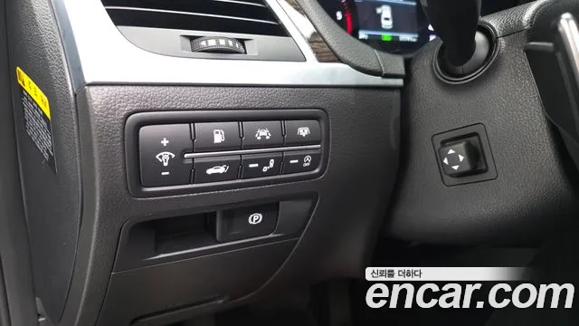 Genesis G80 2018 thumb 9