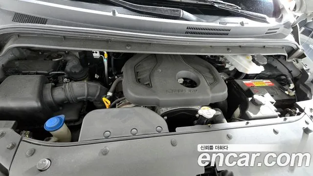 Hyundai Staria 2018 thumb 3