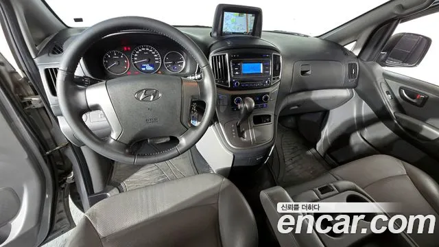Hyundai Staria 2018 thumb 10