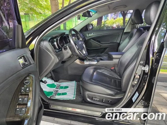 Kia K5 2013 thumb 8