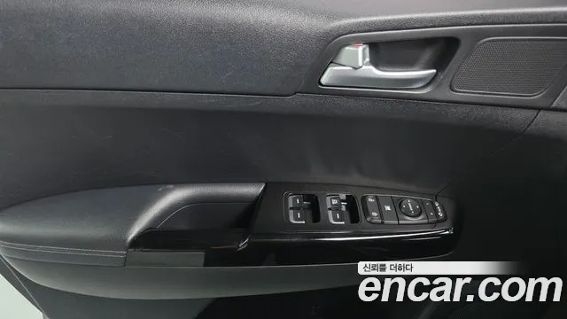 Kia Sportage 2017 thumb 9