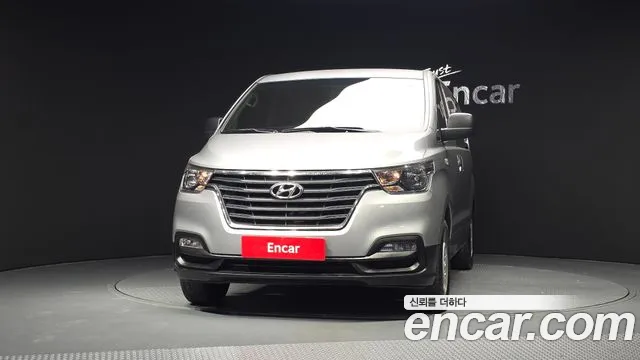 Hyundai Staria 2019 thumb 12