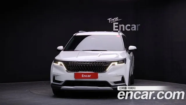 Kia Carnival 2021 thumb 2