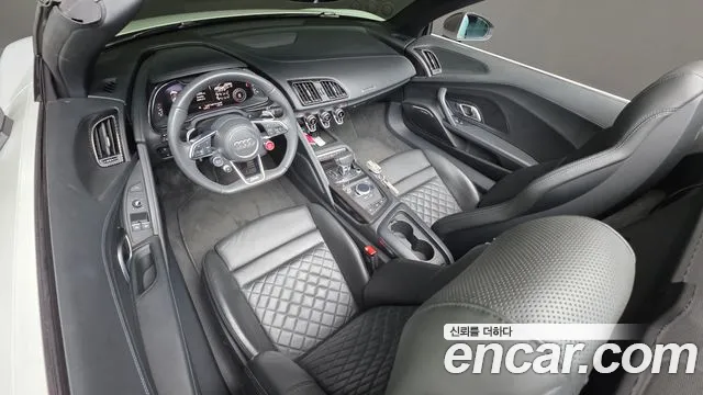 Audi R8 2019 thumb 7
