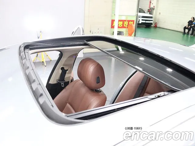 BMW 5 серии 2015 thumb 2