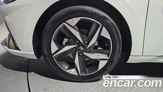 Hyundai Elantra 2021 thumb 9
