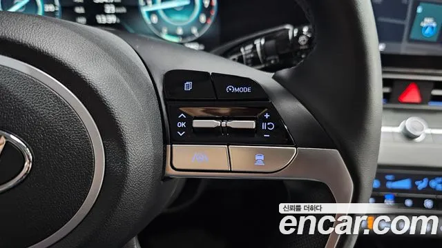 Hyundai Elantra 2021 thumb 11