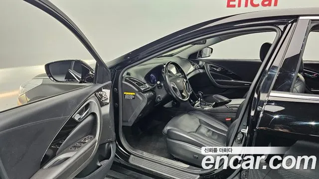 Hyundai Grandeur 2014 thumb 12