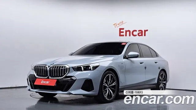 BMW 5 серии 2024 thumb 9