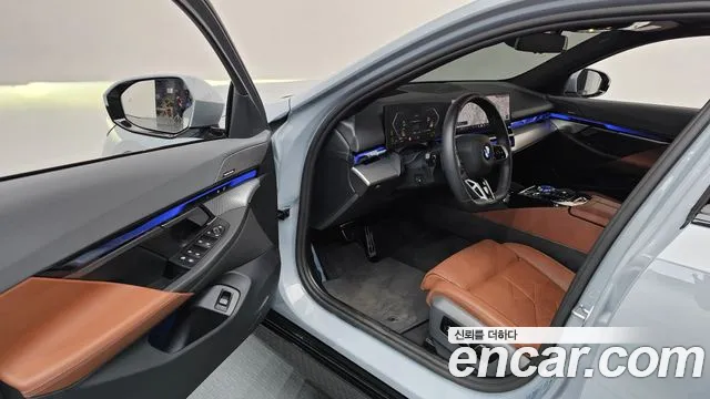 BMW 5 серии 2024 thumb 7