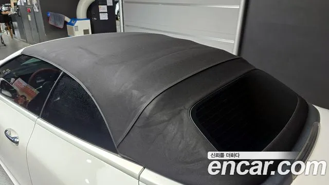 Mercedes-Benz E-Class 2019 thumb 9