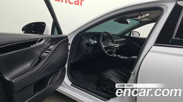 Genesis G80 2022 thumb 6