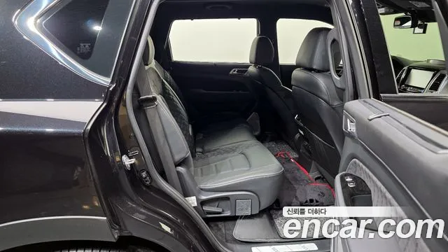 KGM Rexton 2021 thumb 9