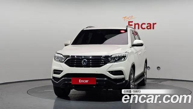 KGM Rexton 2017 thumb 11
