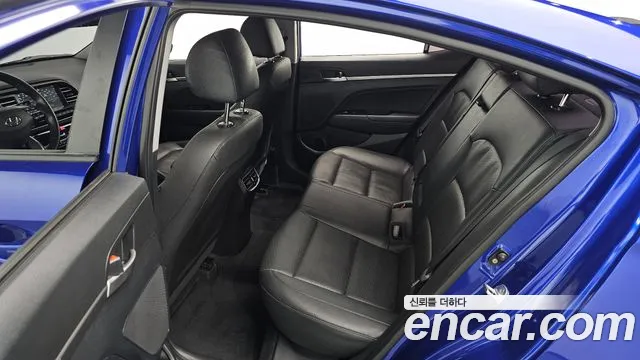 Hyundai Elantra 2019 thumb 5