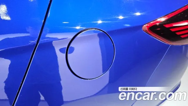 Hyundai Elantra 2019 thumb 2
