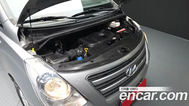 Hyundai Staria 2017 thumb 2