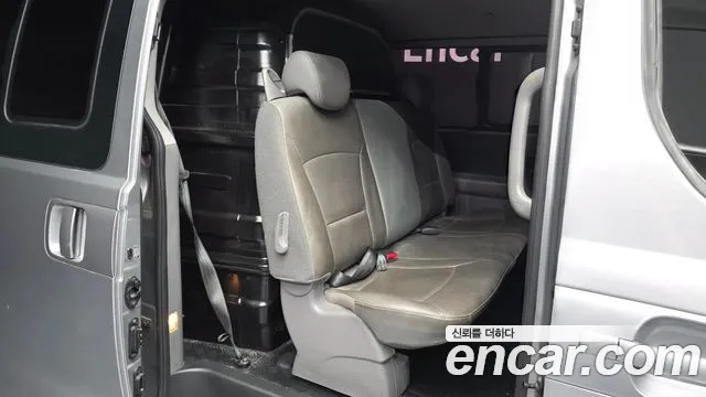 Hyundai Staria 2017 thumb 11