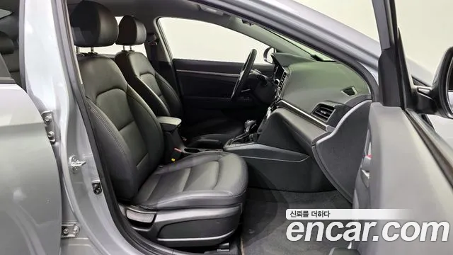 Hyundai Avante 2020 thumb 2