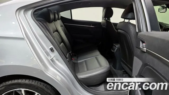 Hyundai Avante 2020 thumb 9