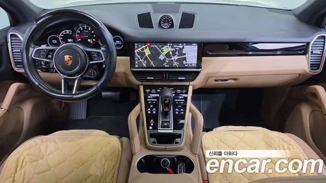 Porsche Cayenne 2019 thumb 3
