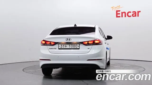 Hyundai AD 2017 thumb 10