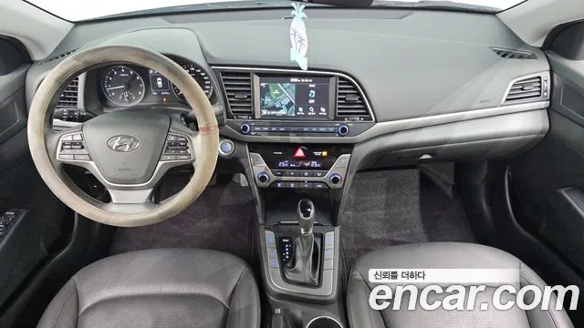 Hyundai AD 2017 thumb 7