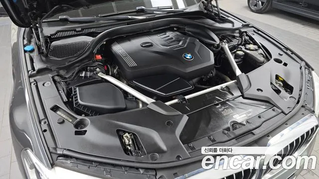 BMW 5 серии 2019 thumb 9