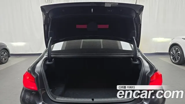 BMW 5 серии 2019 thumb 7