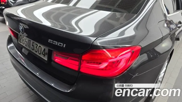 BMW 5 серии 2019 thumb 2