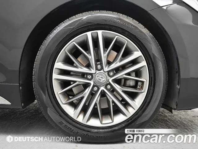 Hyundai Grandeur 2017 thumb 2