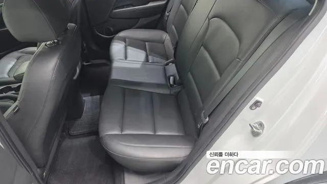 Hyundai AD 2017 thumb 12