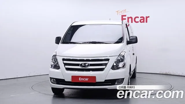 Hyundai Staria 2017 thumb 9