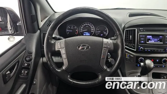 Hyundai Staria 2017 thumb 2